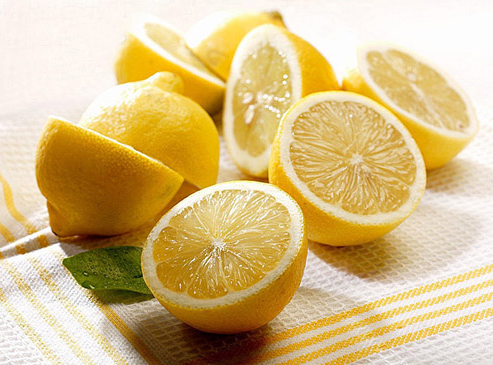 柠檬怎么保存(分享一个柠檬长久保存的方法)